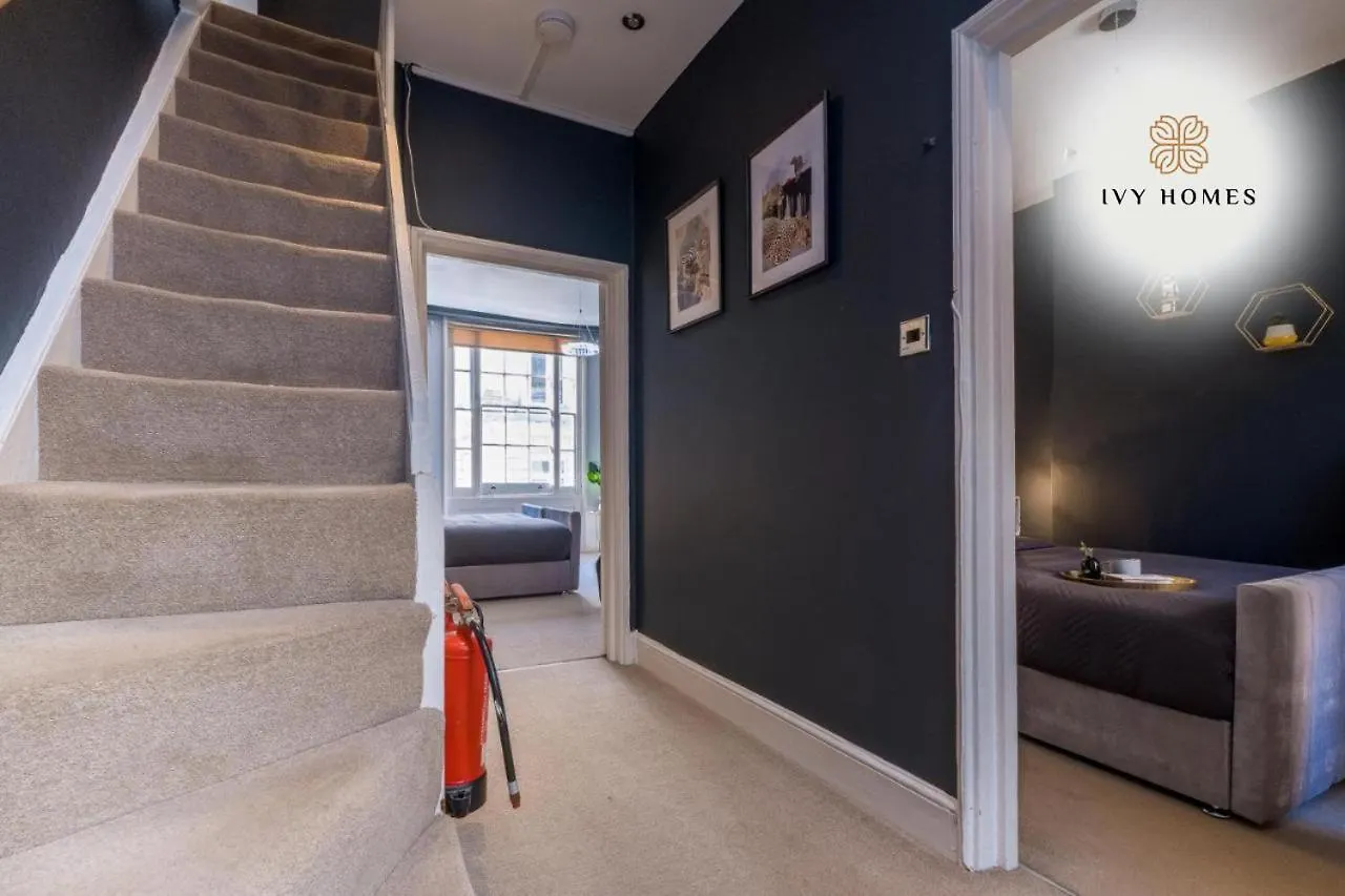 Super Central 3Br Apartment Close To North Lanes Brighton Beach And Shopping Centre 영국