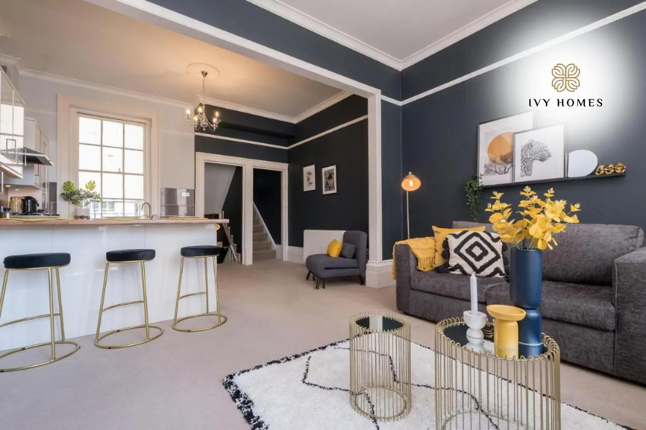 Super Central 3Br Apartment Close To North Lanes Brighton Beach And Shopping Centre