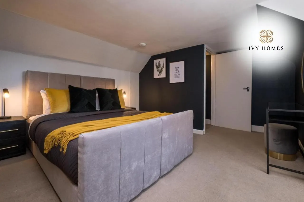 Super Central 3Br Apartment Close To North Lanes Brighton Beach And Shopping Centre 영국